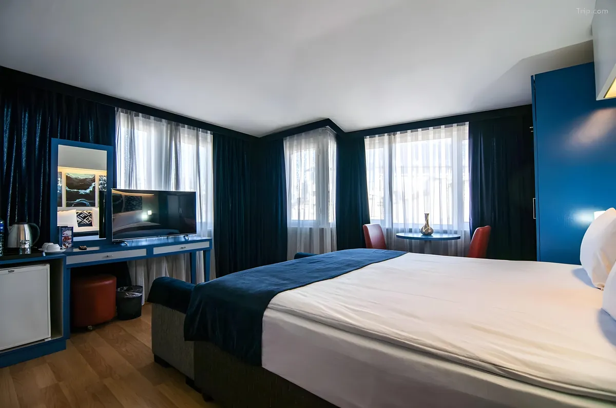 The Deluxe Room at Lapis Inn, photo 3