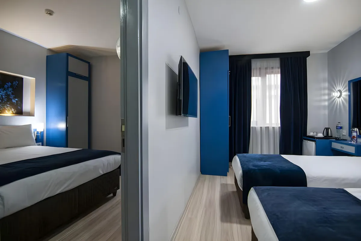 The Quad Room at Lapis Inn, photo 3